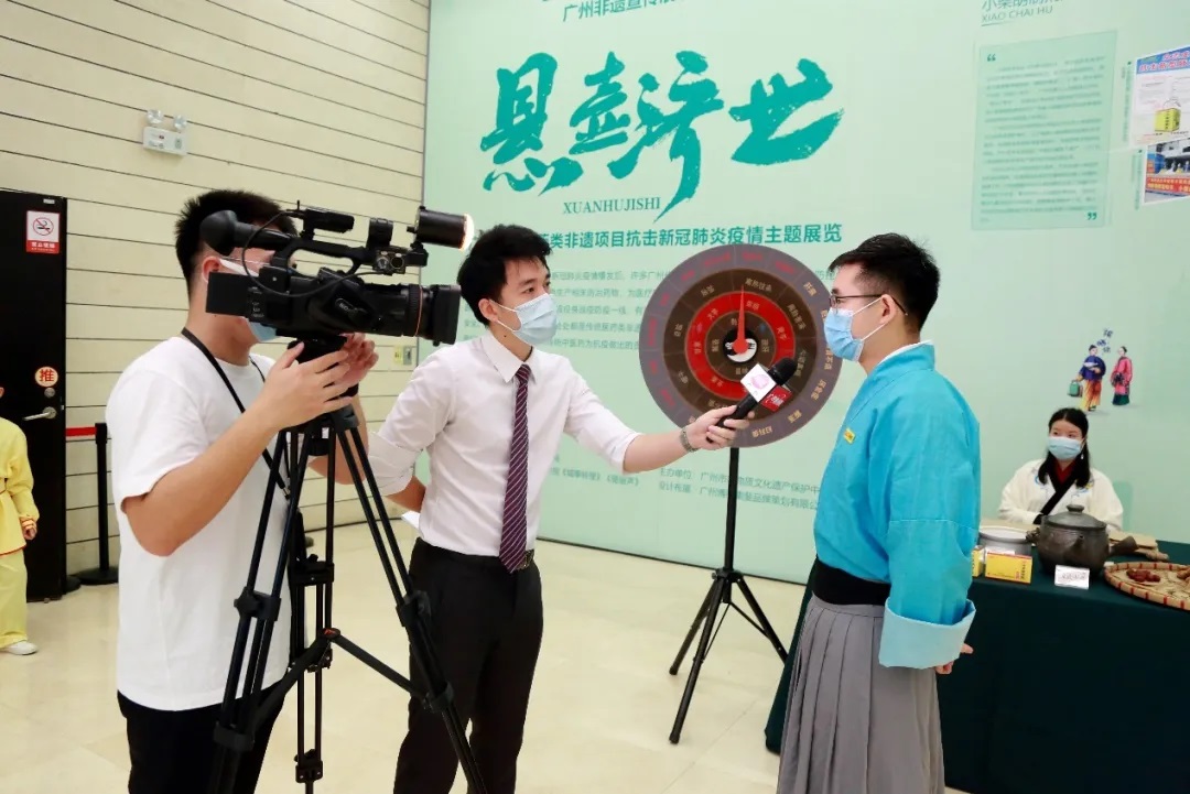非遗日悬壶济世论抗疫，幼柴胡直播首秀放荣耀！
