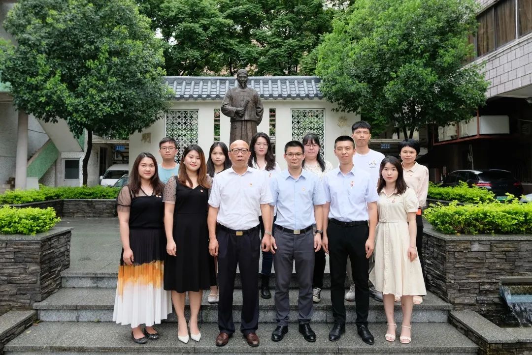 促互换 共成长——广药集团团委携光华团委赴敬建堂发展团务互换进建